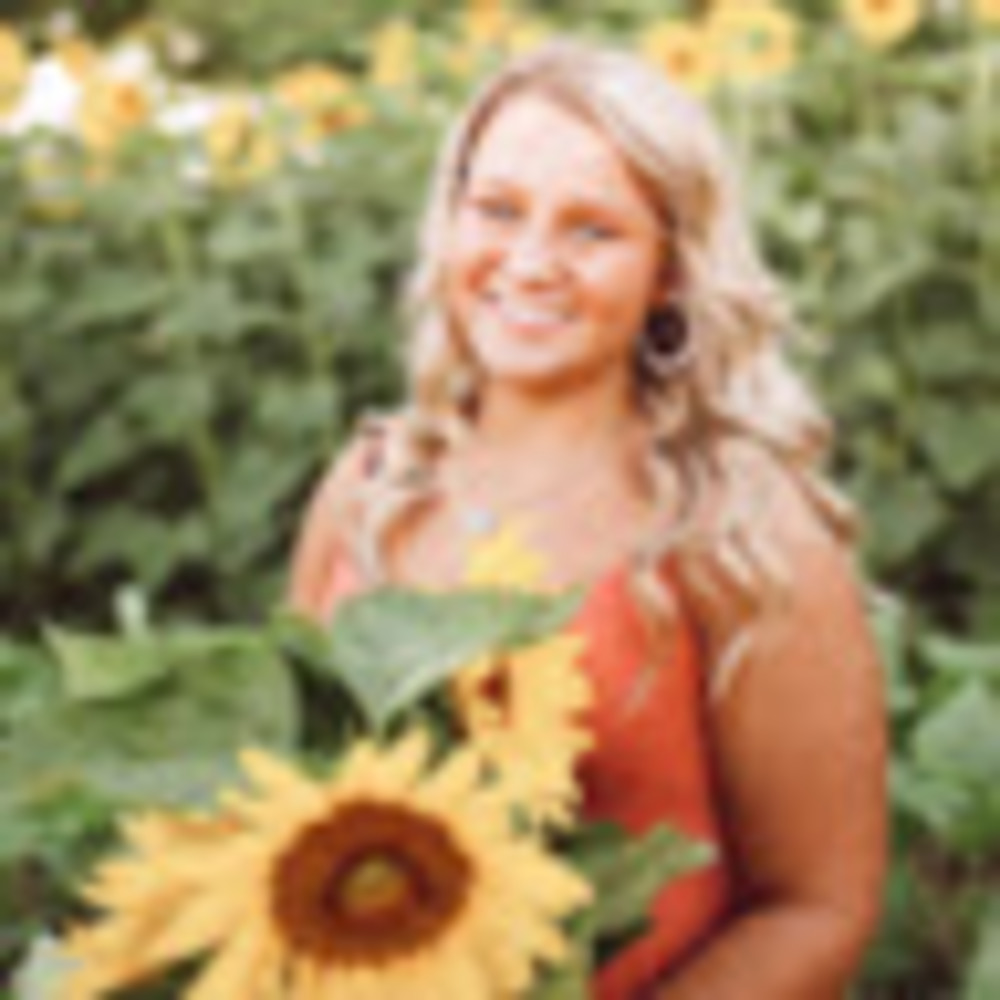 Meet your Posher, Mallory